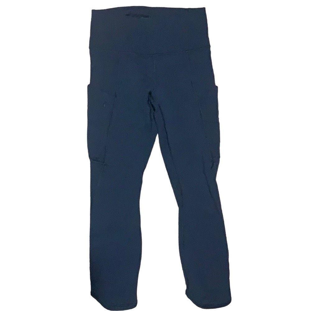 Athleta Blue 7/8 cropped leggings with side zipper pocket Size Medium
